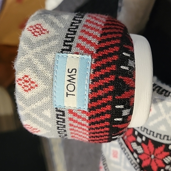 Cozy Tom's Slippers,Sz.9,New w/o tags - Picture 3 of 10